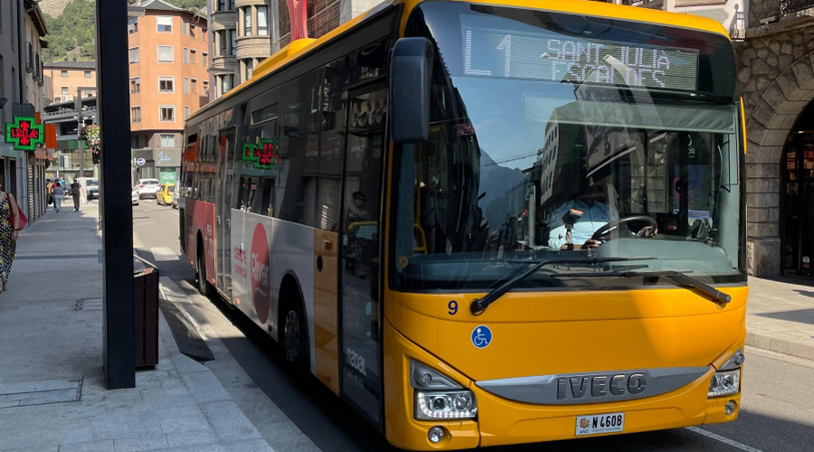 Un vehicle de transport públic de viatgers