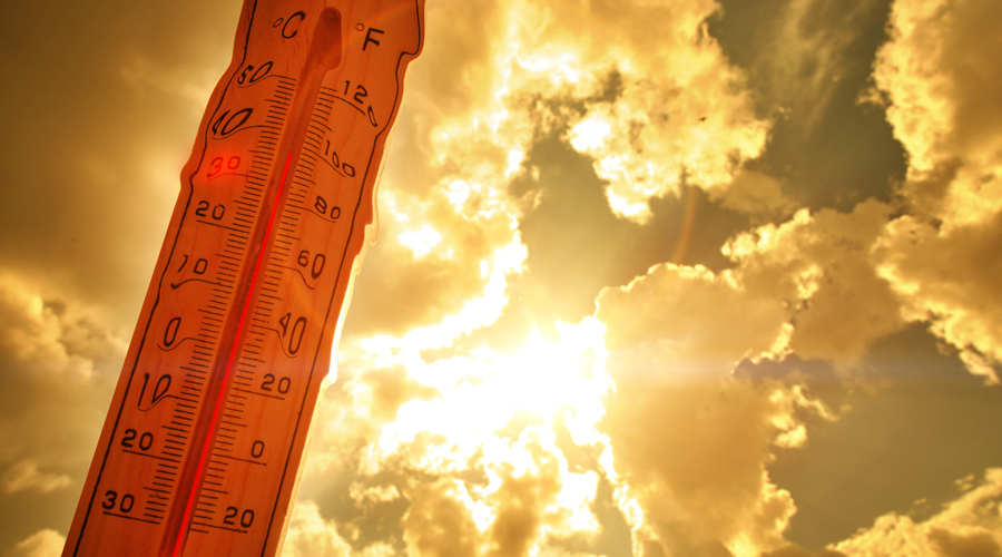 Un termòmetre assenyalant temperatures altes