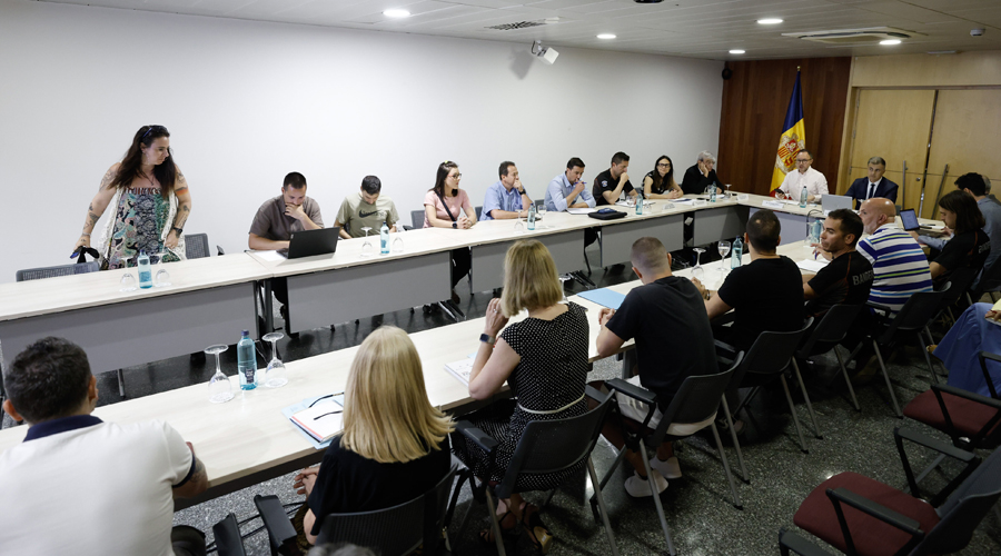 Reunió entre el Govern i els sindicats de l'administració