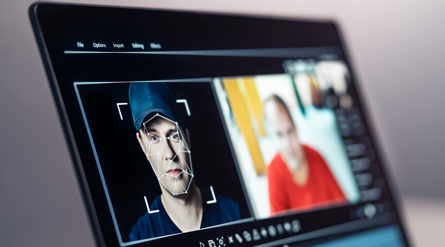 Els perills de la intel·ligència artificial, sovint, resulten invisibles, però hi són