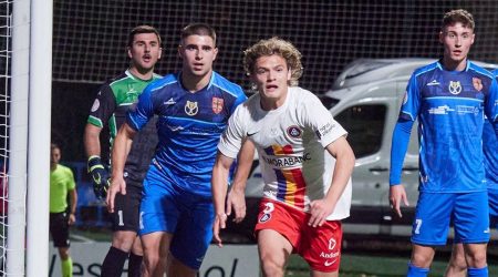 Una imatge del partit d'aquest dijous entre el Valle d'Egües i els tricolors