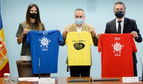 Sílvia Riva i Justo Ruiz presenten la samarreta de la Setmana de l'Esport per a Tothom