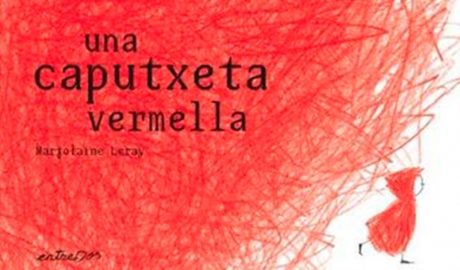 Portada del llibre infantil Una caputxeta vermella