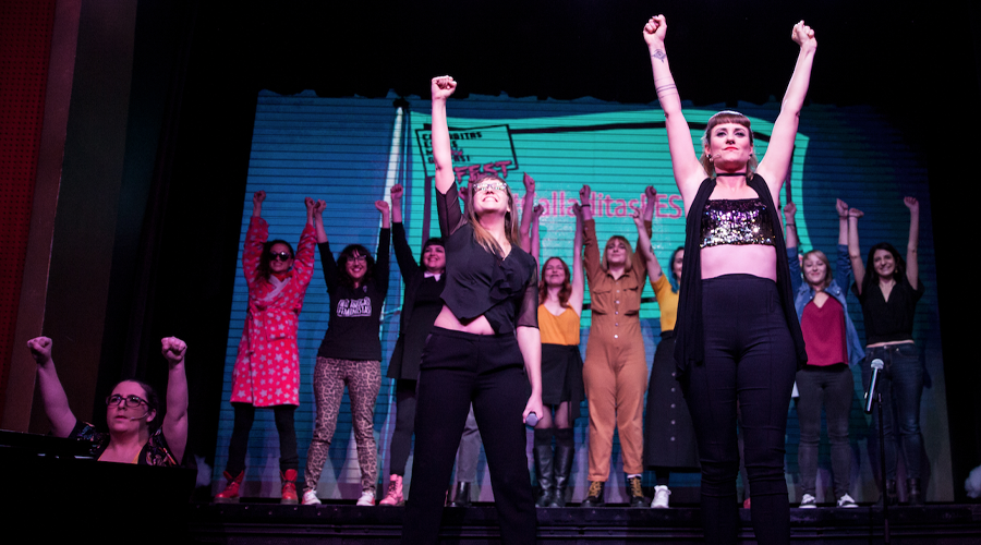  l’obra de teatre ‘Calladitas estáis más guapas’ 