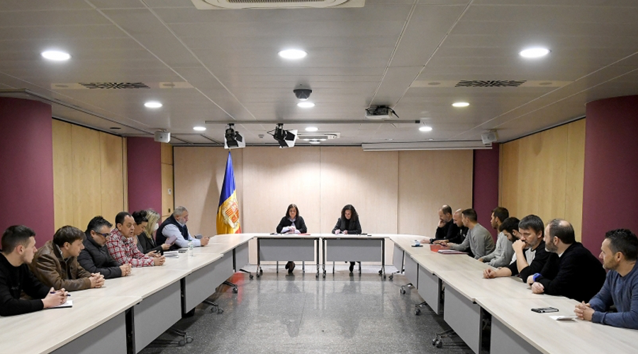 Marín i Vilamala reunides amb representats dels sindicats dels treballadors públics