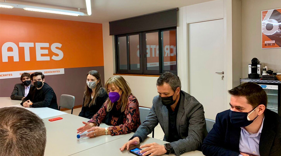 Una reunió del Comitè Parroquial de Demòcrates d’Andorra la Vella