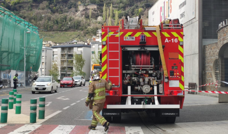 Un camió de bombers a Escaldes