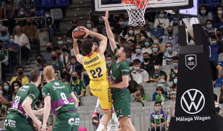 Un moment del partit entre el BC Andorra i l’Unicaja de Màlaga