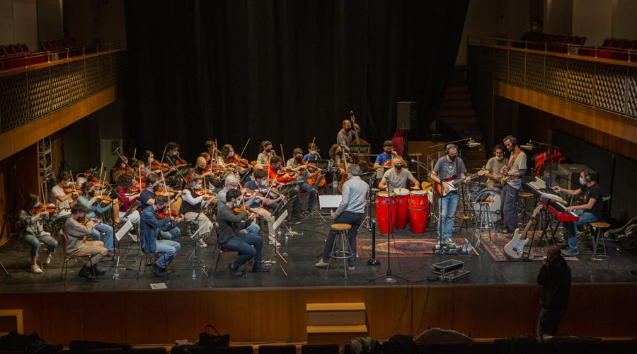 Hysteriofunk llança nou disc pel seu 25è aniversari amb la fusió musical de la Jonca i l’ONCA