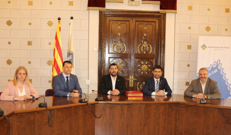 Acte de signatura del Llibre d'Honor de la Seu d'Urgell