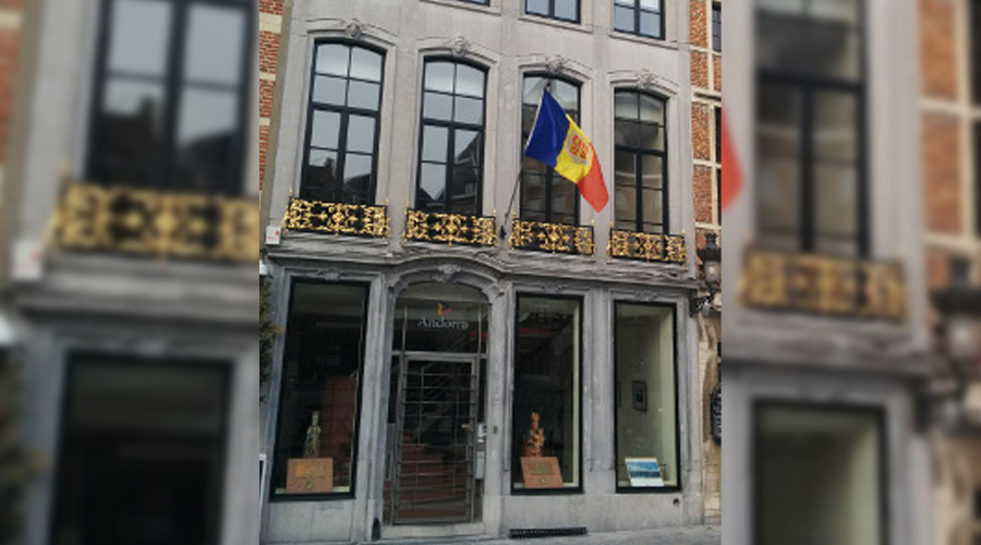 La façana de l'ambaixada d'Andorra al centre de Brussel·les