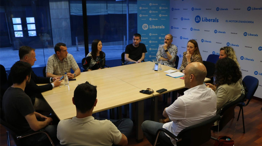 Una reunió del Comitè Executiu Nacional de Liberals