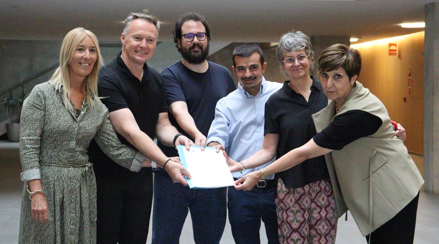 Acord per a donar més seguretat laboral i garanties jurídiques als artistes del país