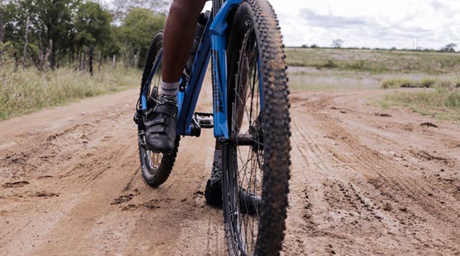 Una bicicleta BTT
