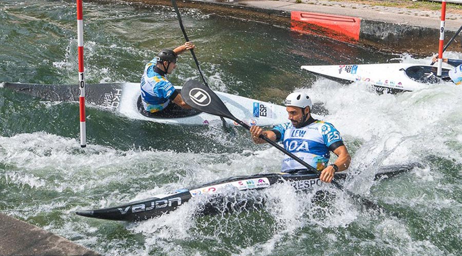 Miquel Travé i Joan Crespo, a la prova de patrulles K1 dels Mundials 2022 d'eslàlom, a Augsburg