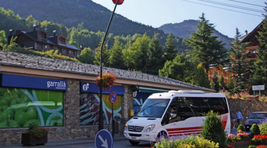 Un autobús comunal de la Massana