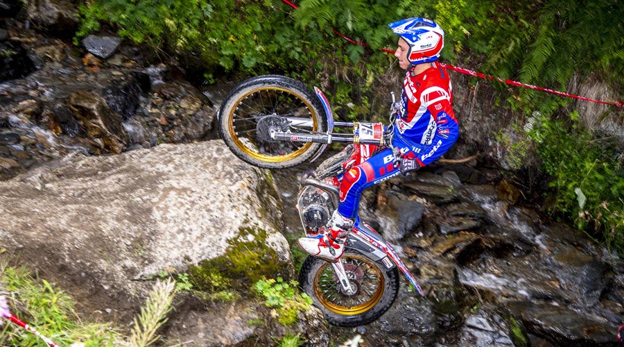 El pilot de trial, David Fabian, guanyador de la categoria vermells a Arinsal