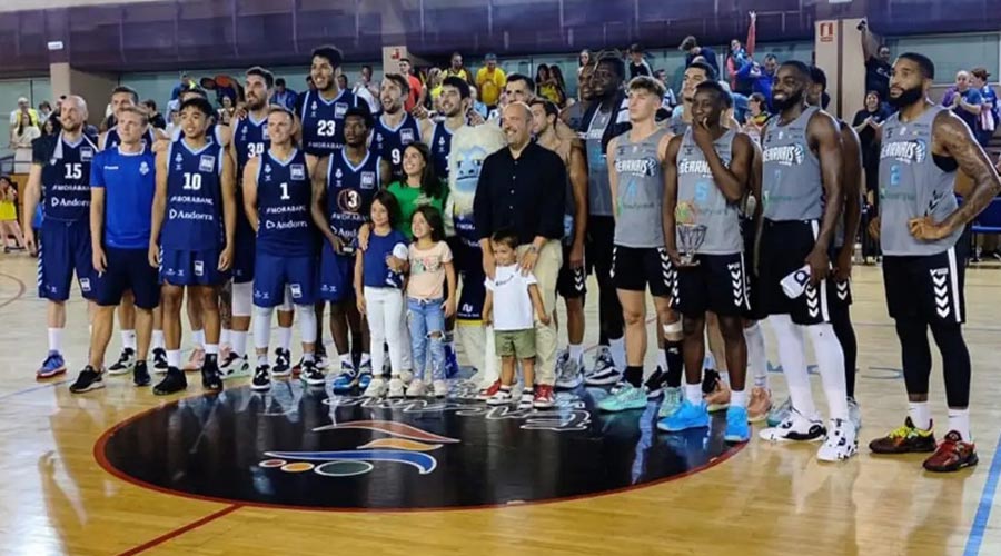 Partit amistós entre el BC Andorra i el Pau Ortez