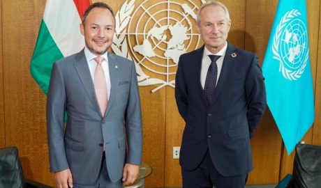 Xavier Espot i el president de la 77a sessió de l'Assemblea General de les Nacions Unides, Csaba Kőrösi