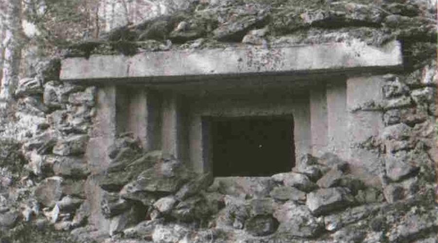 Búnquer de la línia de defensa del Pirineu a Montferrer i Castellbò