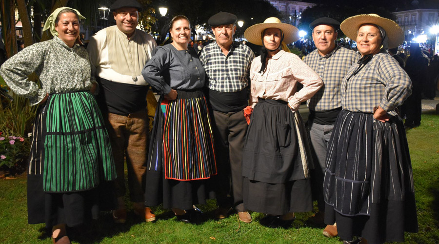 La delegació de Portugal a Andorra a la festa del vestit típic a Portugal