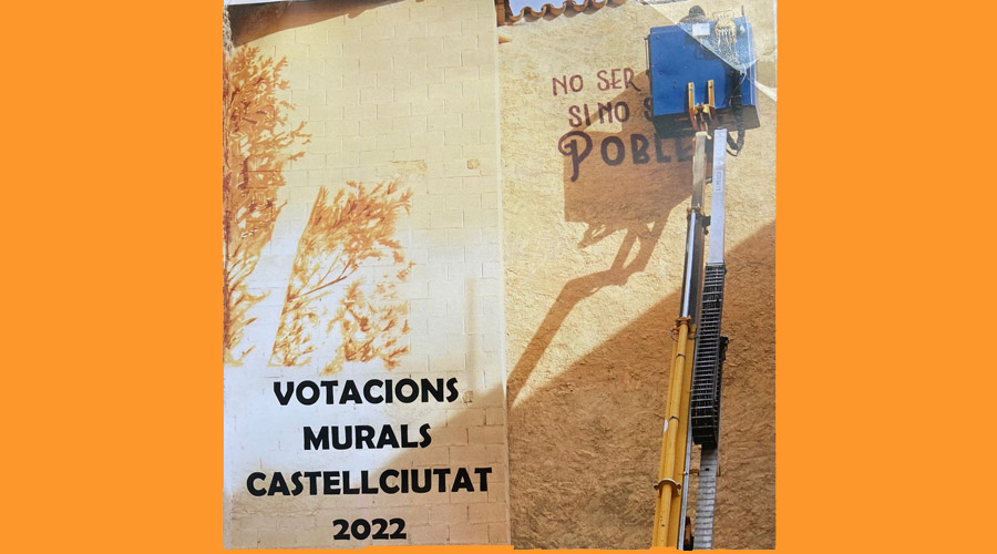 Cartell anunciant les votacions per a decidir els nous murals de Castellciutat