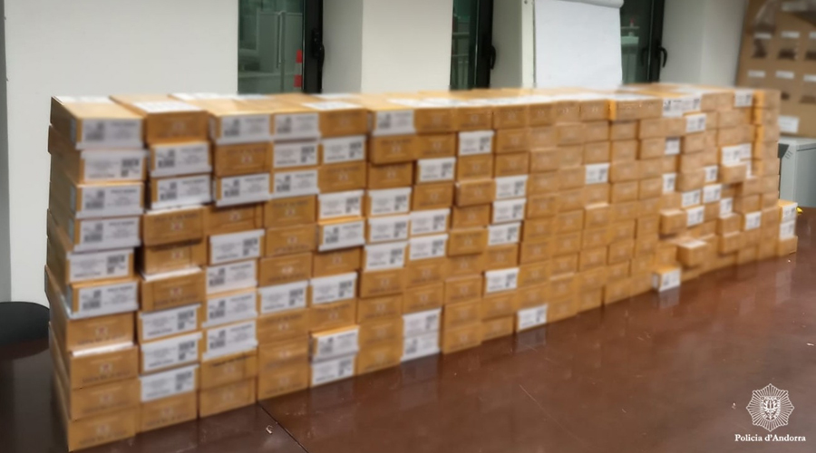 Tabac de contraban requisat per la Policia
