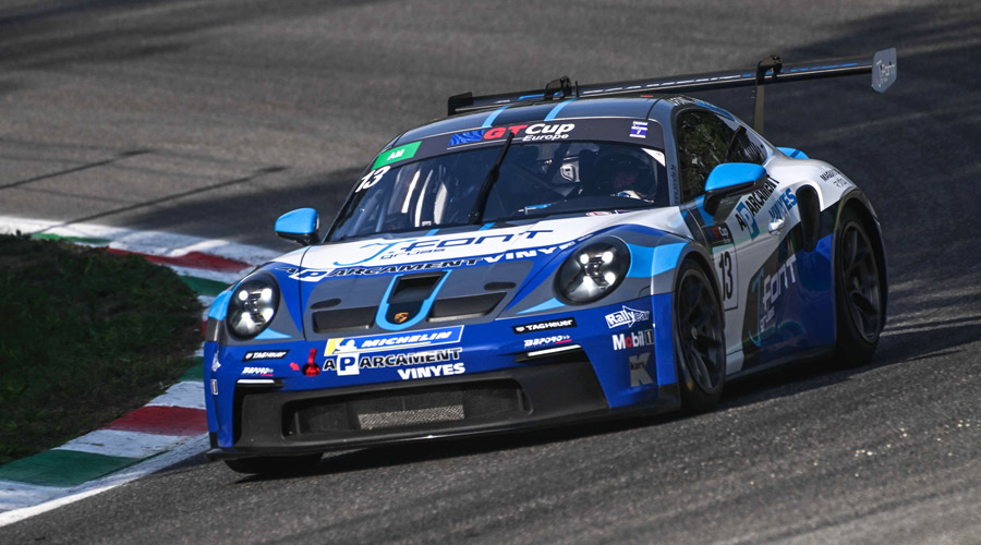 Joan Vinyes al volant del Porsche