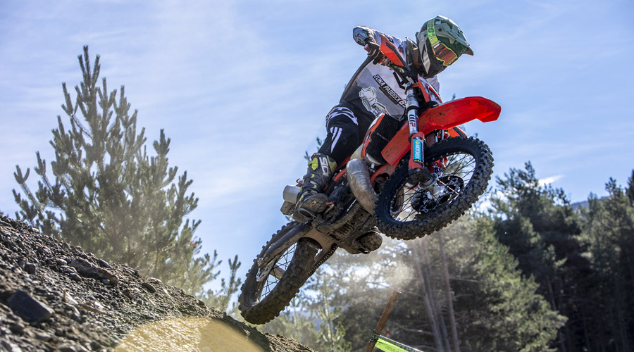 El pilot Marc Font competint