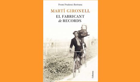 Coberta del llibre El fabricant de records, de Martí Gironell