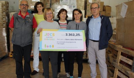Jocs sense Fronteres lliura un donatiu de 3.362,25 euros al projecte Aliments per la Solidaritat de l’Alt Urgell
