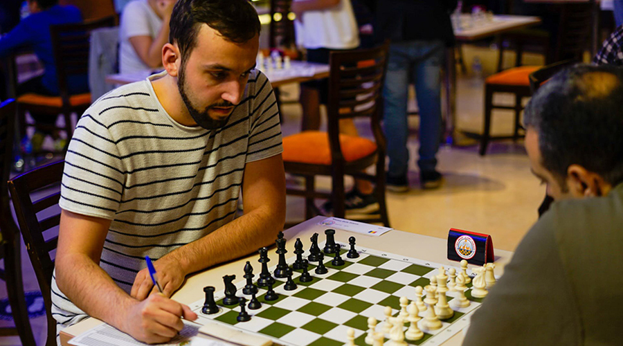 L'escaquista andorrà, Esteve Mateu