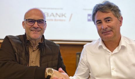 Acord entre TC Equipacions i la FAN per a proveir de roba esportiva als esportistes