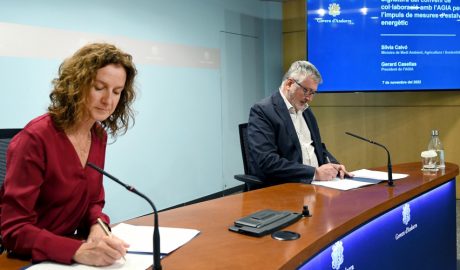 La ministra Calvó i el president d'AGIA, Gerard Caselles