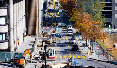 El carrer Prat de la Creu en obres