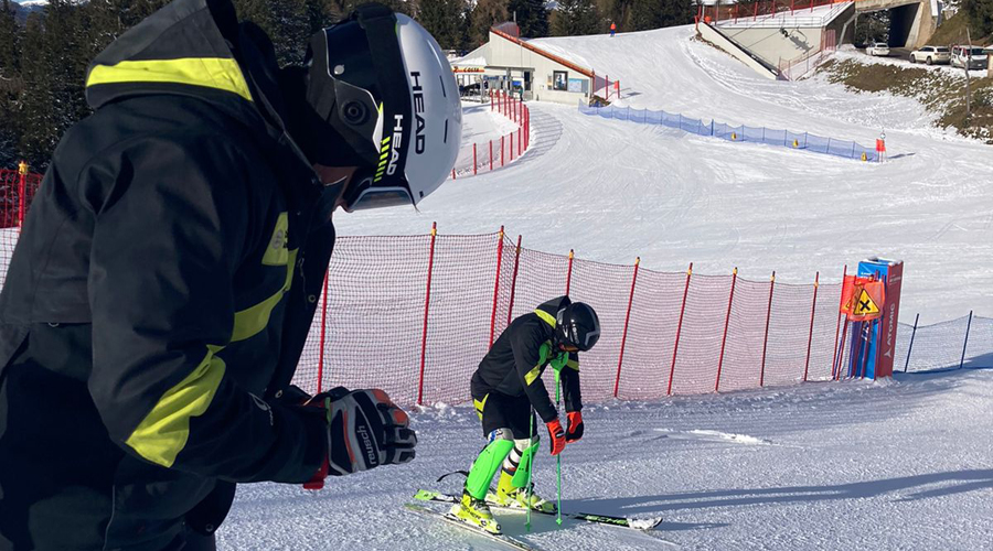 Membres de l'equip U19 del programa Esquí Estudi Batxillerat Esportiu (EEBE)