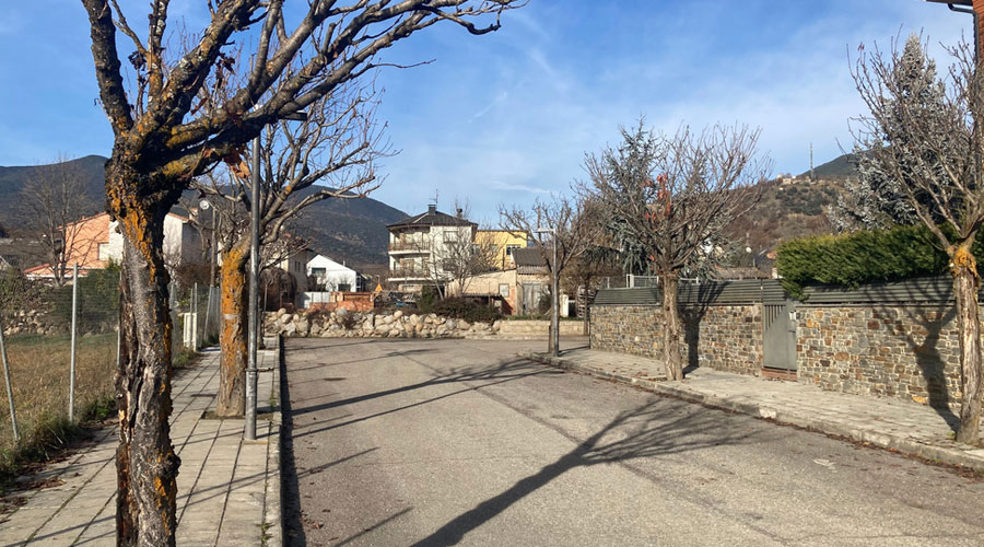 Aspecte actual del carrer del Setúria de la Seu a tocar del carrer de Sant Ermengol