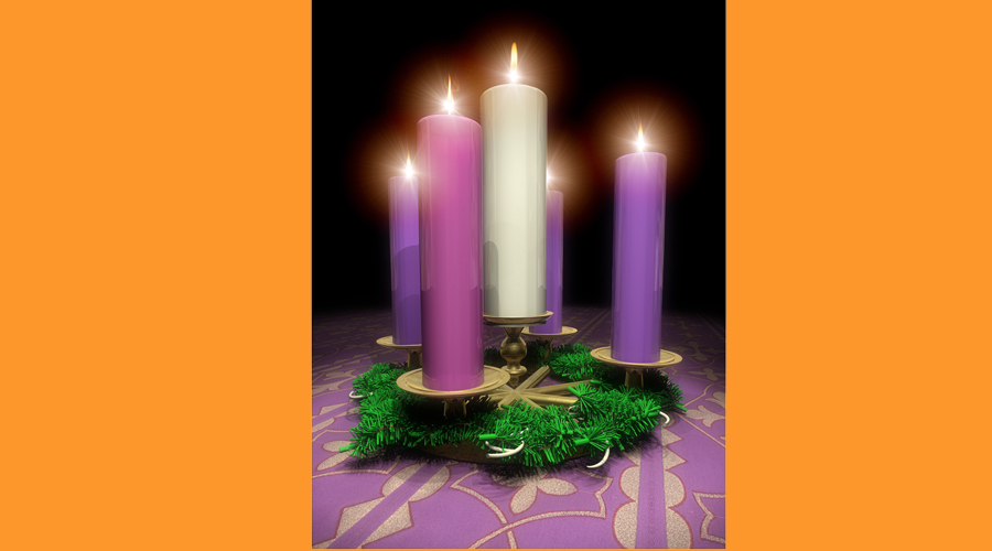 Una corona d'Advent amb les seves espelmes