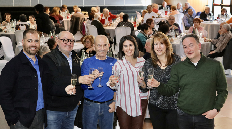 El dinar de la gent gran amb les autoritats comunals