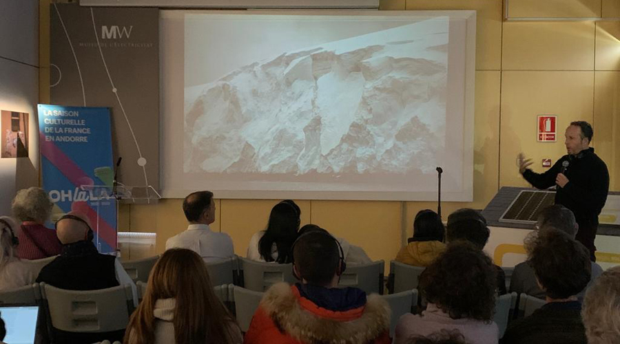 Xerrada de James Whitlow Delano al MW Museu de l’Electricitat