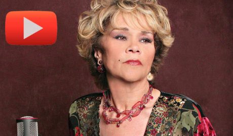Etta James cantant Something's Got A Hold On Me