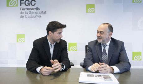 A la dreta, el president d’FGC, Antoni Segarra, i a l’esquerra, el director de l’INEFC, Eduard Inglés