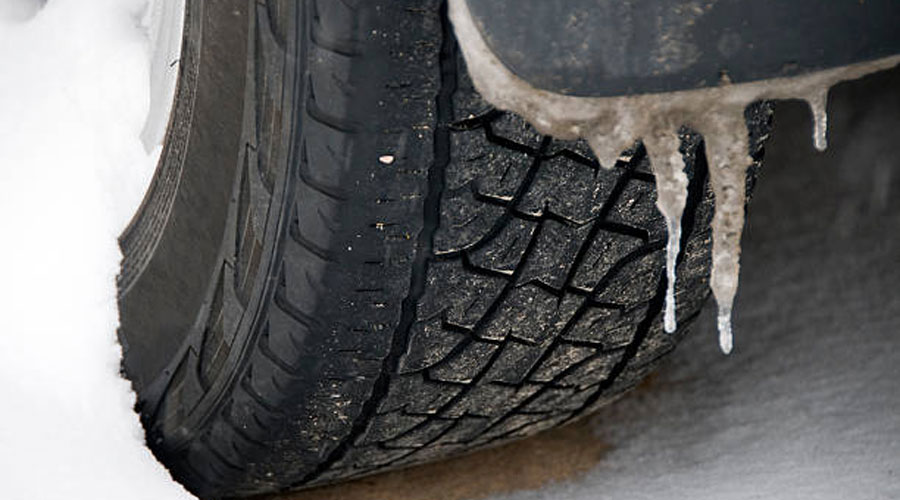 Una roda sense equipaments per a la neu