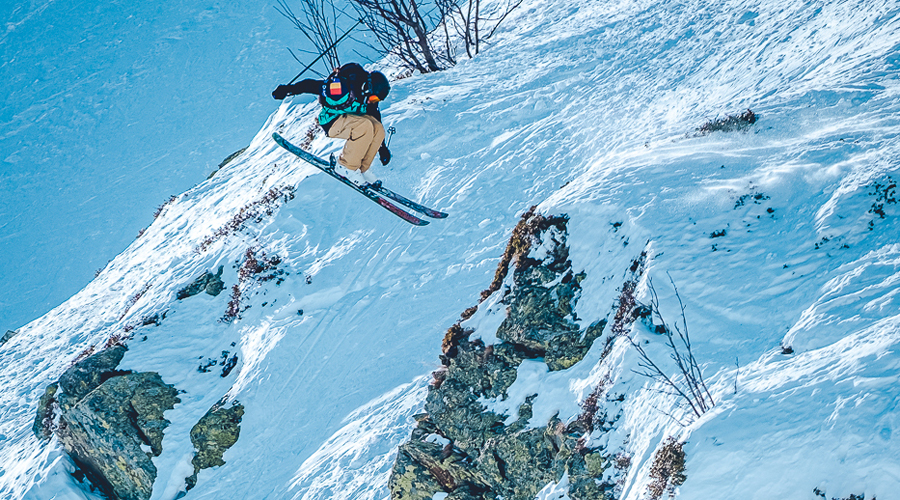 Espectacular salt al Yeti FWT Junior Ordino Arcalís (@JAFPHOTOFILM Grandvalira Resorts)