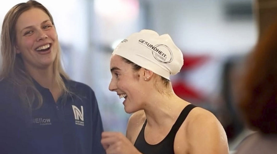 L'andorrana Nàdia Tudó, en primer terme i Bente Fisher, companyes de club a l'Oneflow Aquatics (JoKleindl)