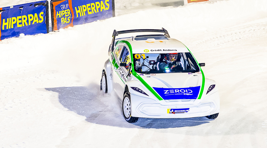 Laia Sanz pilotant al circuit Andorra - Pas de la Casa (GSeries/FotoEsport)