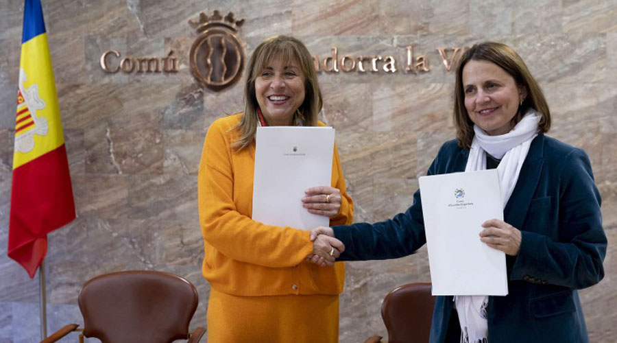 Marsol i Gili segellant el protocol d’acord sobre les zones d’administració única (ZAU) Foto: AndorraCapital