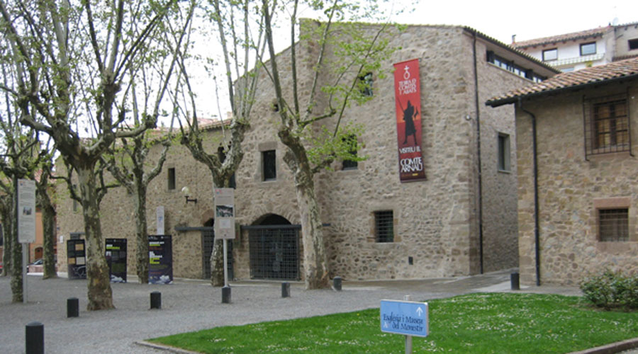 Palau de l'Abadia de Sant Joan de les Abadesses (Ajuntament)