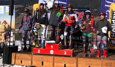 Carla Mijares ocupant el segon lloc del podi a Dobbiaco, Itàlia