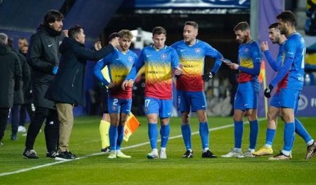 El FC Andorra s'ha hagut de reconstruir després de l'expulsió d'Hevel al minut 1